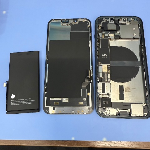 iPhone13 バッテリー交換